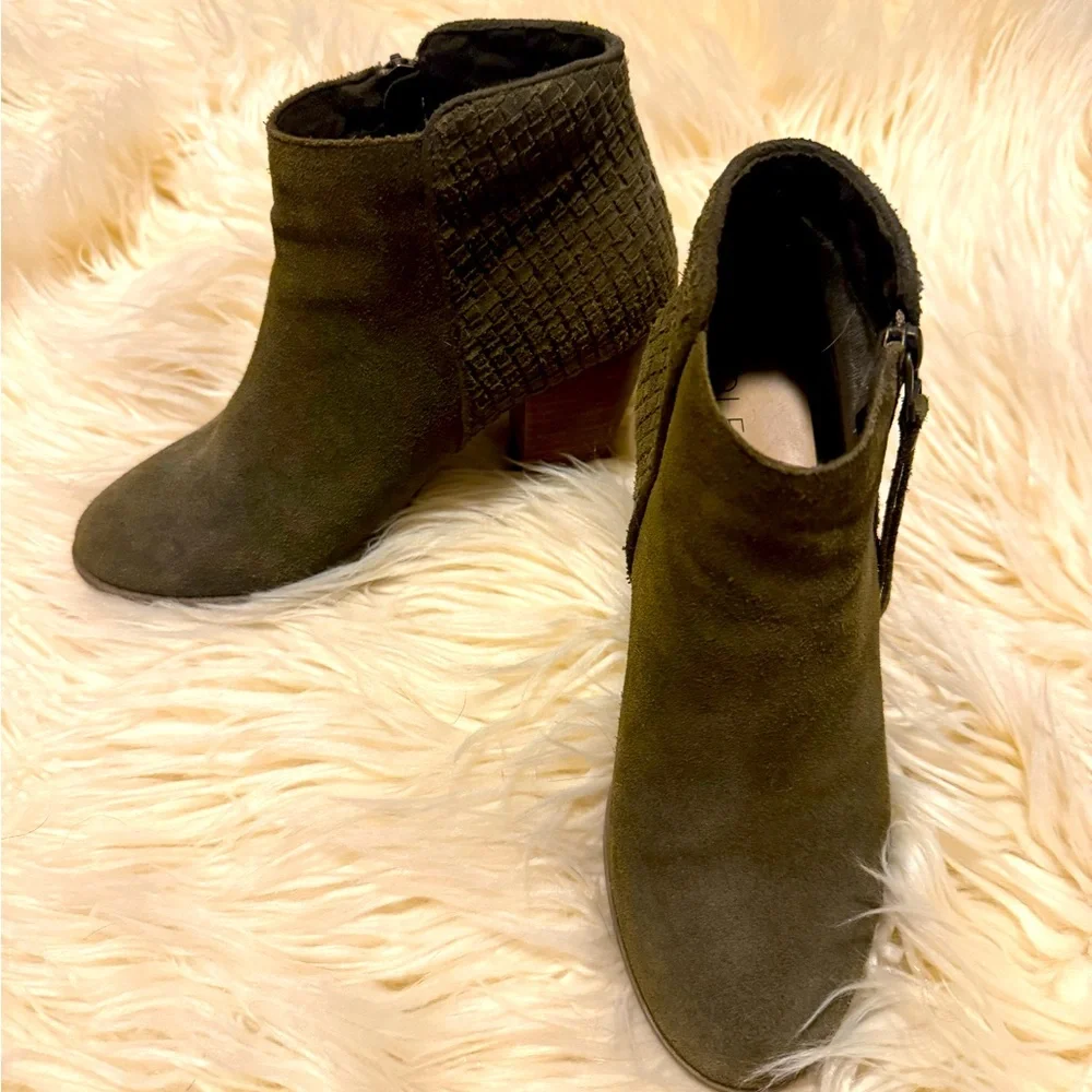Sole Society Green Booties Size 7.5